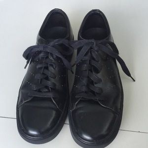 Vince Farrell black leather sneakers